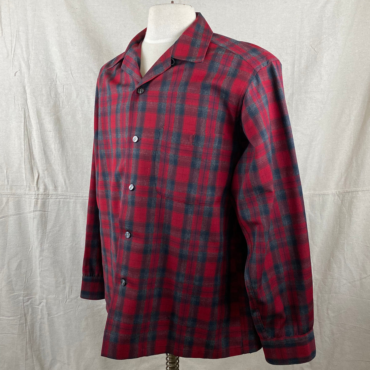 Vintage 1950s-60s Pendleton Wool Board Shirt Plaid Loop