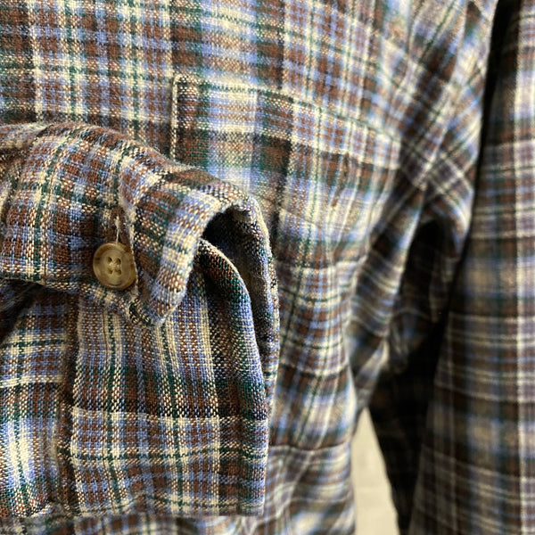 Right Cuff View on Pendleton Blue & Brown Trail Shirt SZ L
