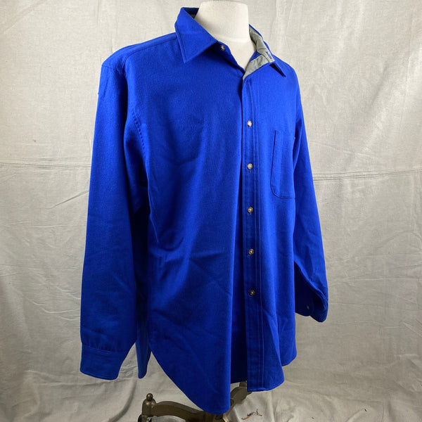 Right Angle View of Vintage Pendleton Blue Trail Shirt SZ XL