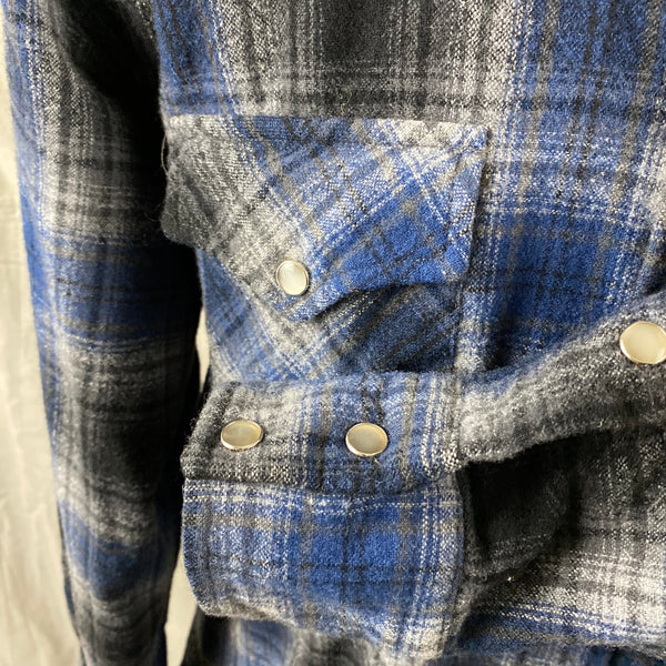 Pendleton Blue & Grey High Grade Western Wear Flannel Shirt SZ L Long