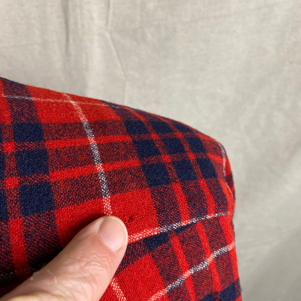 Small Hole on Rear Right Shoulder on Vintage Red & Blue Pendleton Board Shirt SZ L