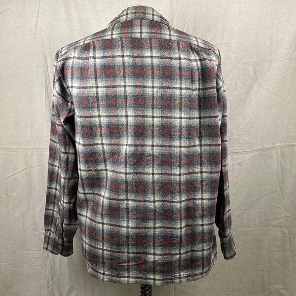 Rear View of Vintage Pendleton Grey & Red Plaid Wool Board Shirt SZ M