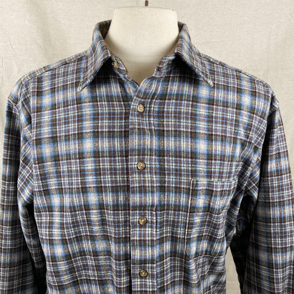 Collar View of Pendleton Blue & Brown Trail Shirt SZ L