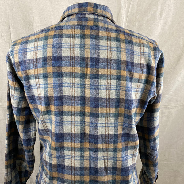 Upper Rear View of Vintage Pendleton Blue/Grey Plaid Wool Flannel Shirt SZ M