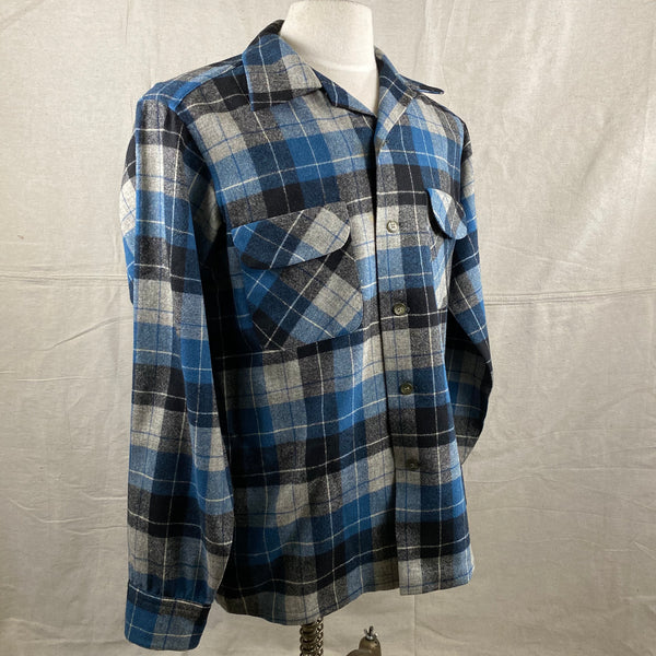 Right Angle View of Vintage Blue/Black Pendleton Board Shirt SZ M