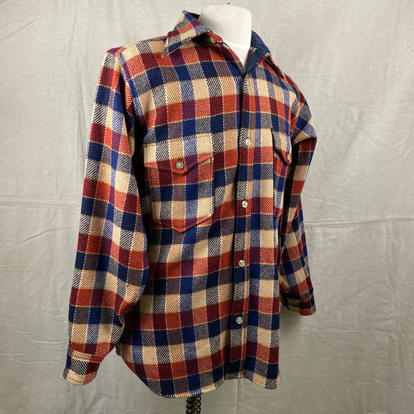 Right Angle View of Vintage Pendleton Wool Shirt Jac Shirt SZ M