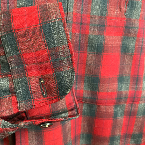 Right Cuff View of Vintage Sir Pendleton Red and Grey Wool Shirt SZ L