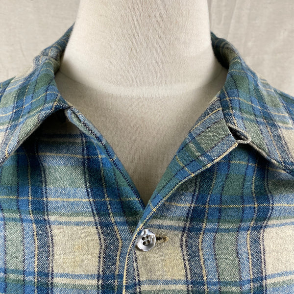 Collar View of Vintage Pendleton Blue/Green Plaid Wool Flannel Shirt SZ L