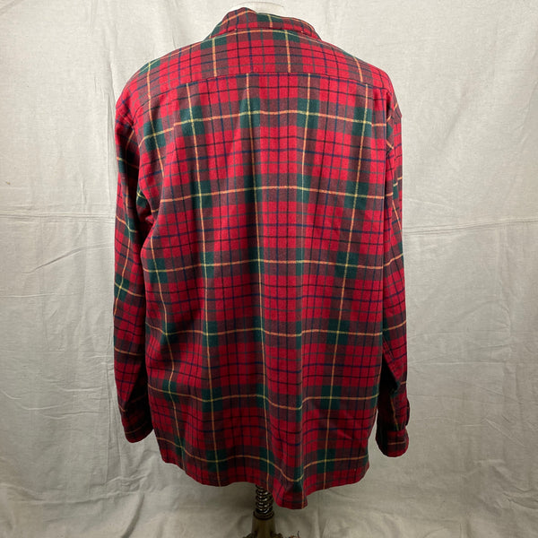Rear View of Pendleton Red & Green Board Shirt SZ XL