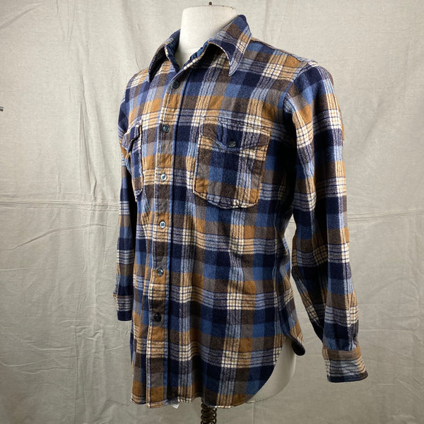 Left Angle View of Vintage Pendleton Plaid Wool Flannel Shirt SZ 16 1/2