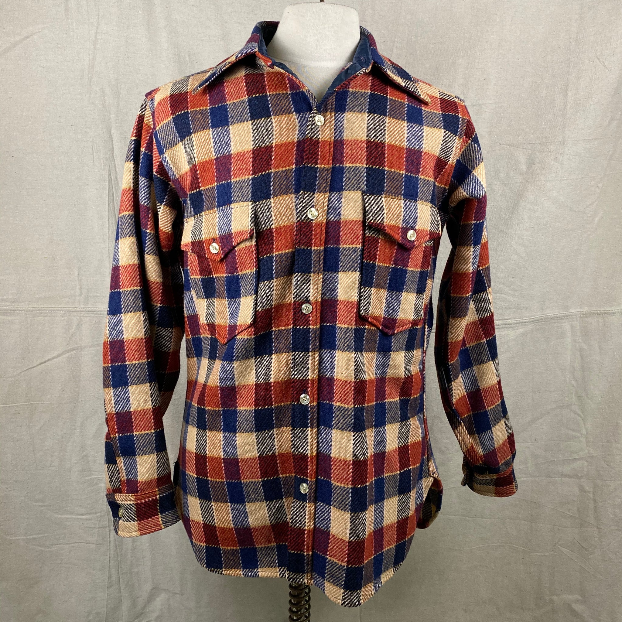 Front View of Vintage Pendleton Wool Shirt Jac Shirt SZ M