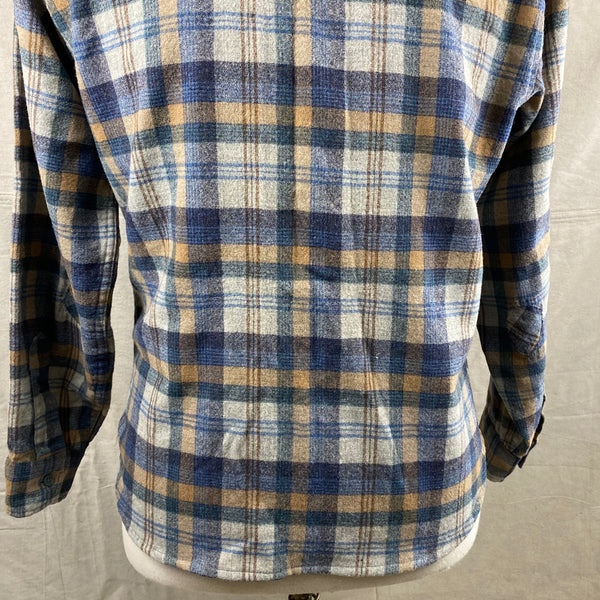 Lower Rear View of Vintage Pendleton Blue/Grey Plaid Wool Flannel Shirt SZ M