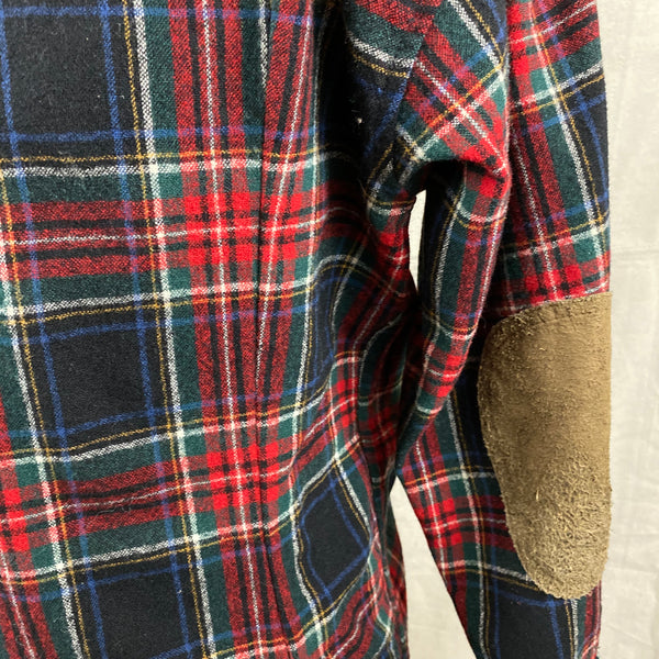Fabric Taken In View on Pendleton Black Stewart Tartan Trail Shirt Wool Flannel Shirt SZ L