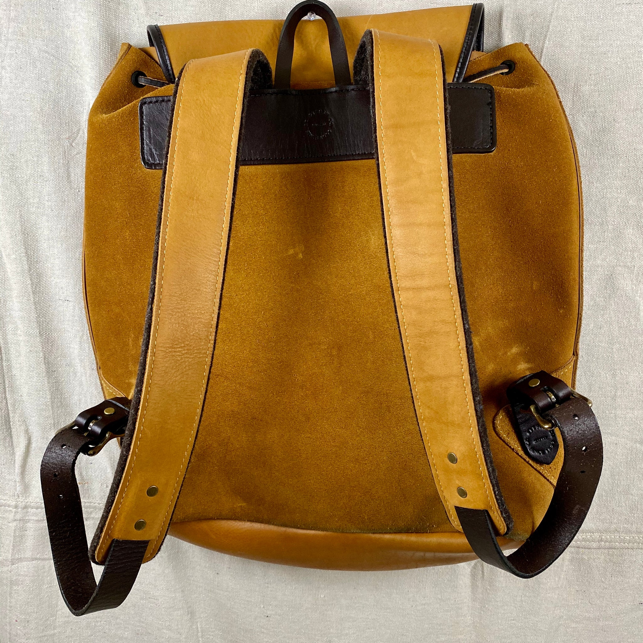 Filson Rugged Suede Backpack – Old Timer's Closet Filson Rugged Suede Backpack – Old Timer's Closet