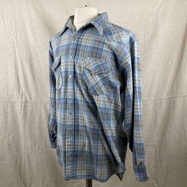 Left Angle View of Vintage Pendleton Blue Plaid High Grade Western Wear Flannel Shirt SZ XL