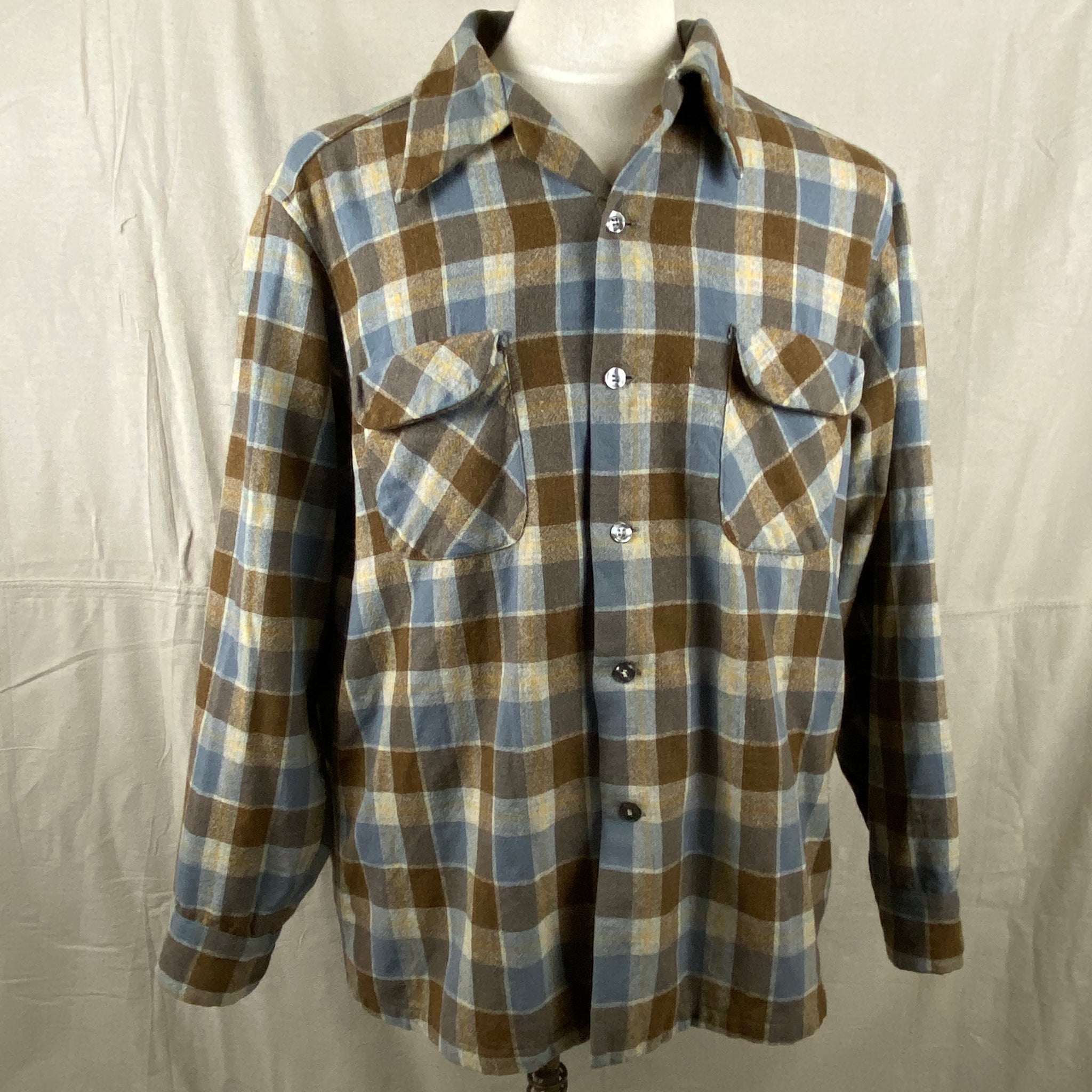 Front View on Vintage Blue & Grey Pendleton Board Shirt SZ XL