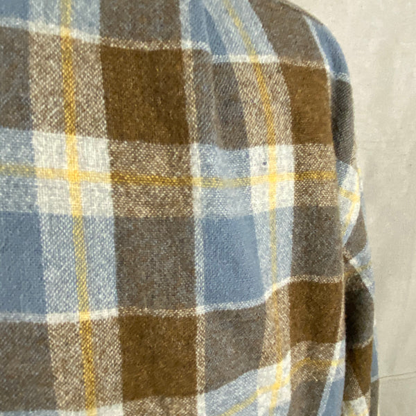 Small Hole on Rear of Vintage Blue & Grey Pendleton Board Shirt SZ XL